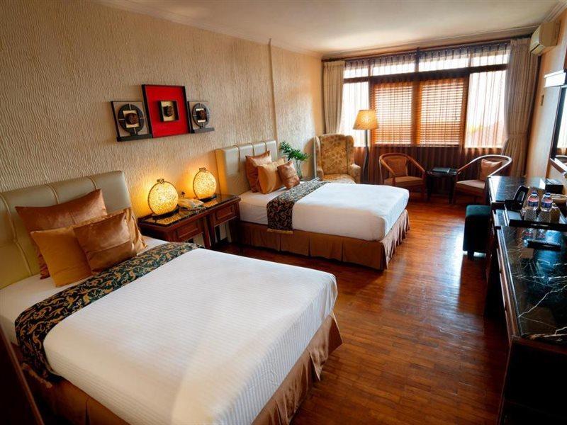 The Valley Resort Hotel Cimenyan Buitenkant foto