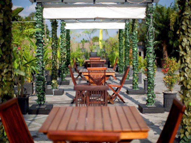 The Valley Resort Hotel Cimenyan Buitenkant foto
