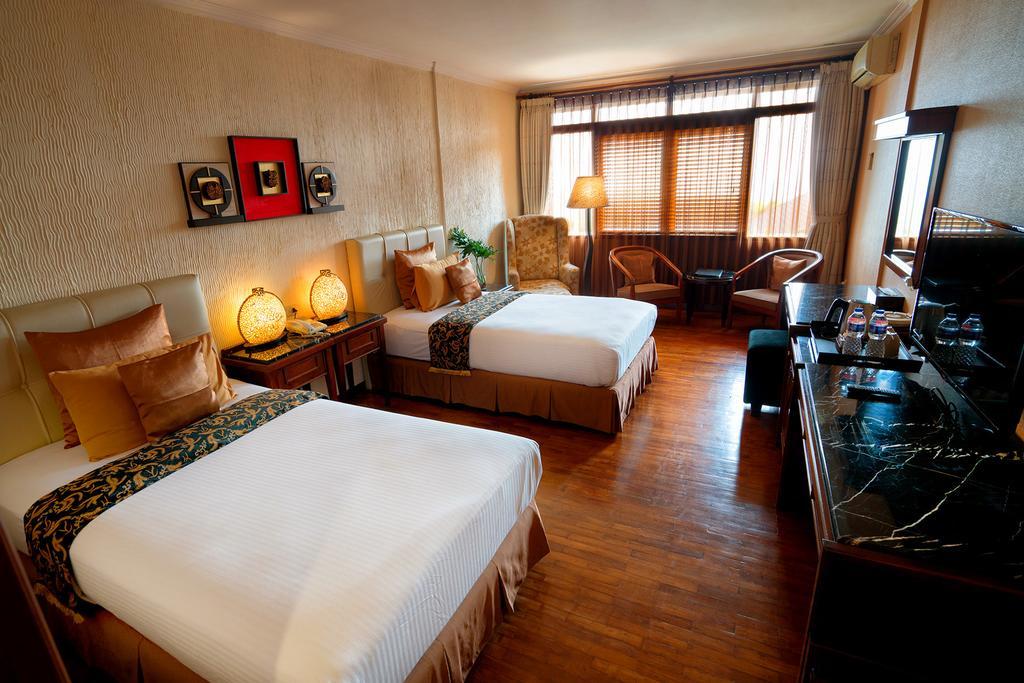 The Valley Resort Hotel Cimenyan Buitenkant foto