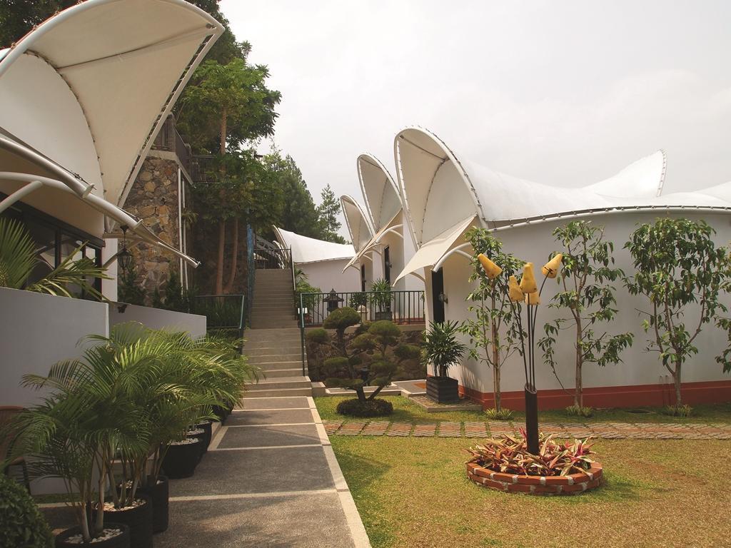 The Valley Resort Hotel Cimenyan Buitenkant foto