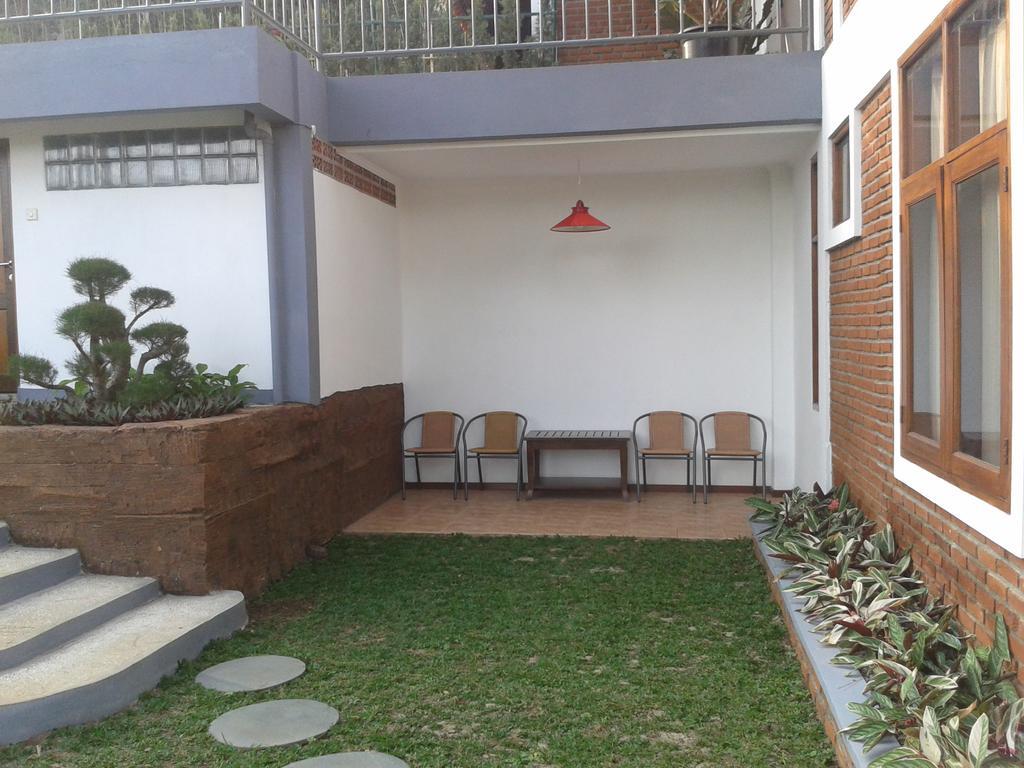 The Valley Resort Hotel Cimenyan Buitenkant foto